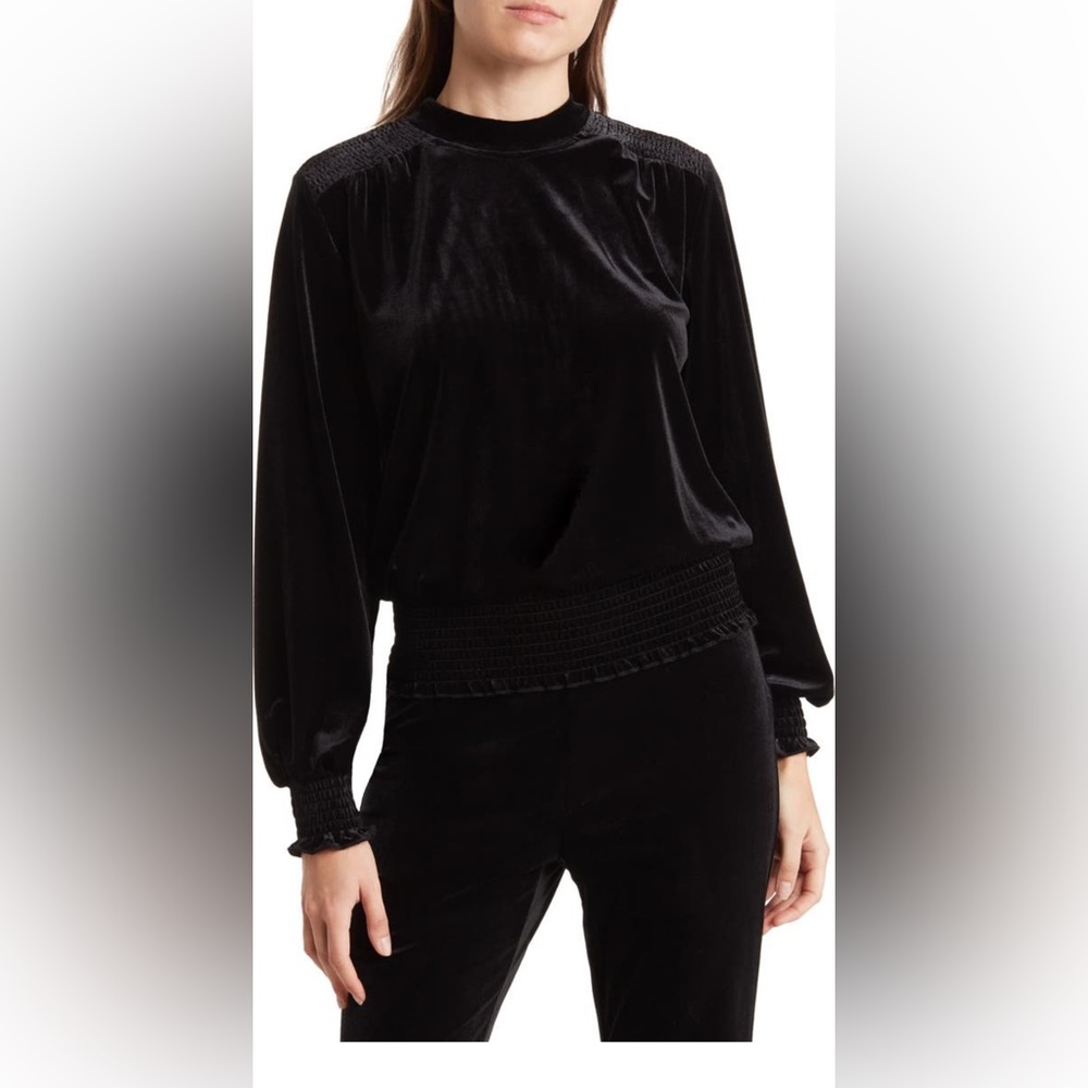 NWT Laundry by Shelli Segal velour long sleeve smocked top